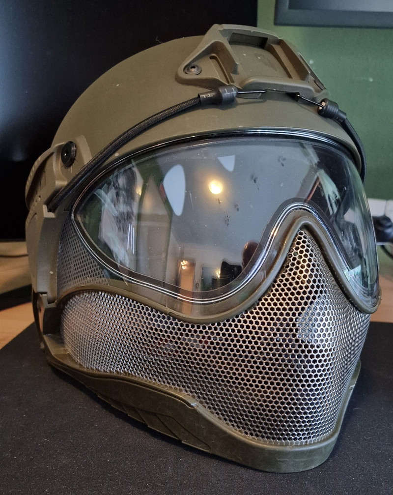 Bild 1 für Warq helm.