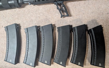 Imagen 2 de AK Sport mit VS24 Handguard + Pulsar D2 und Aster + 6 Magazine