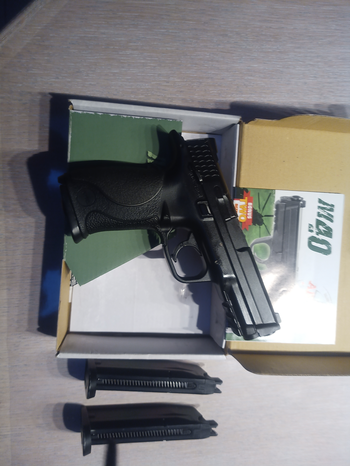 Imagen 2 de Kwc m40 CO2 met 3 magazijnen