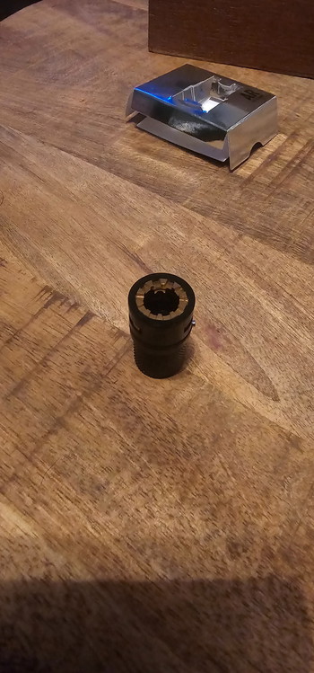 Afbeelding 3 van VFC & GHK M4 | hopup van 4UAD