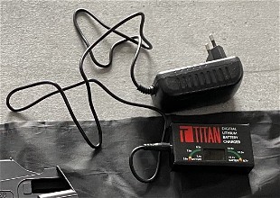 Image for Titan power digital lithium battery charger