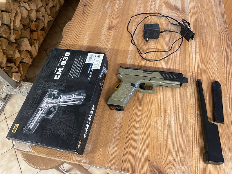 Image 1 pour Cyma Glock 18 0,5 joule