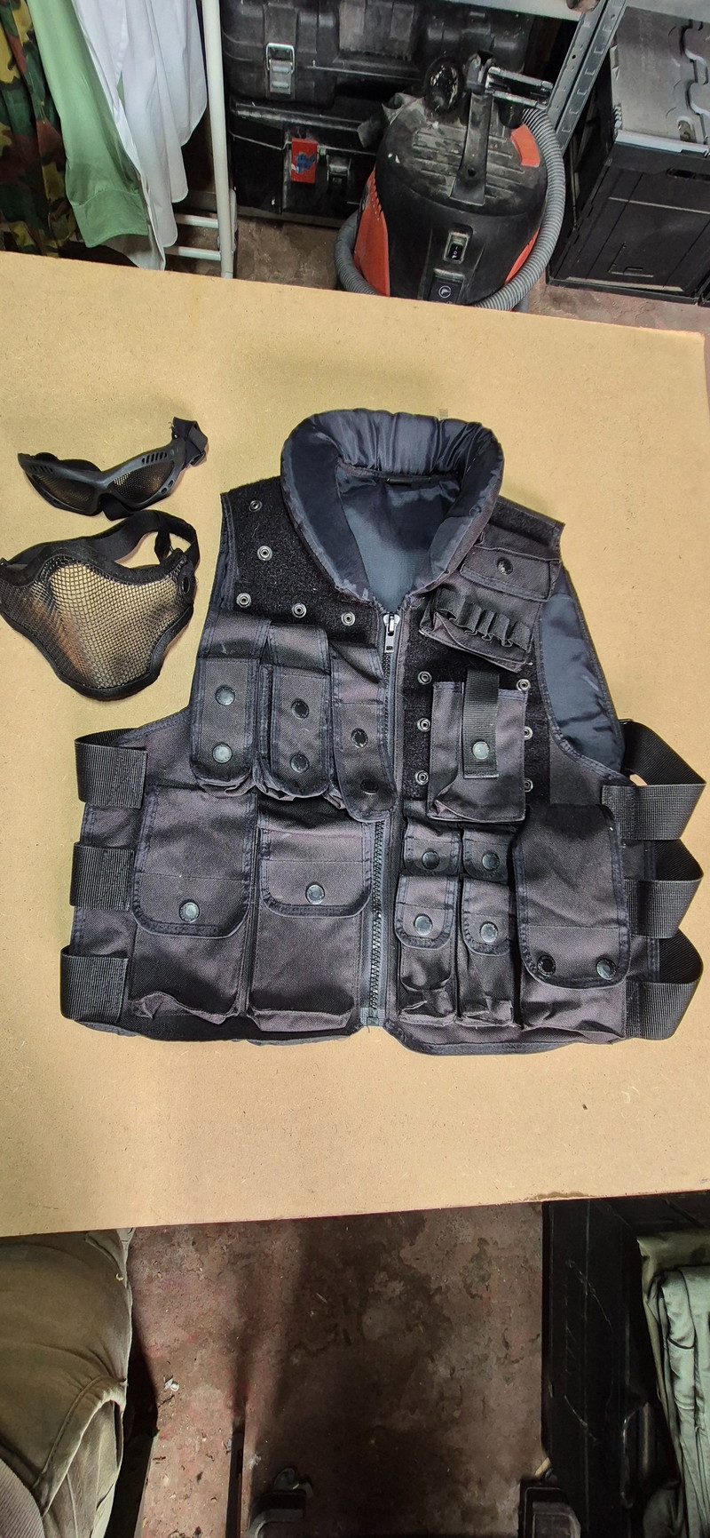 Imagen 1 de Vest