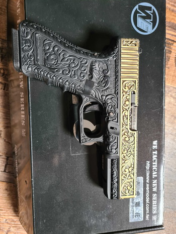 Afbeelding 3 van We glock edged