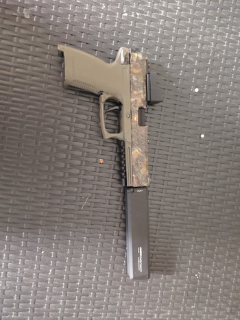 Image 2 for Geupgrade Novritsch SSX23 met suppressor en red dot
