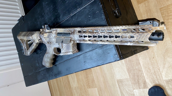 Imagen 2 de G&g predator camo!! M4 met burstfunctie ( instelbaar)