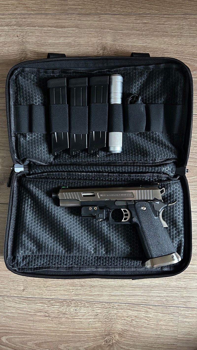 Bild 1 für Hi-Capa 5.1 | Full Metal | Laser | 3 mags | Suppressor