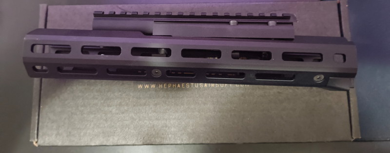 Bild 1 für HEPHAESTUS AK M-LOK 10.5 Inch Handguard Set - Tokyo marui