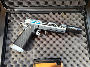 Imagen 2 de High-End Custom Hi-Capa 4.3