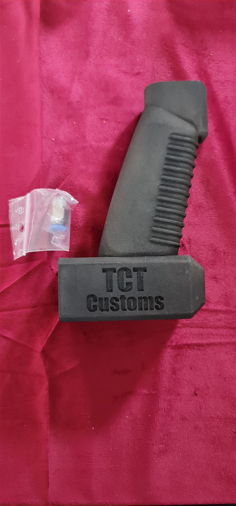 Afbeelding 1 van TCT Customs on tank grip voor MTW