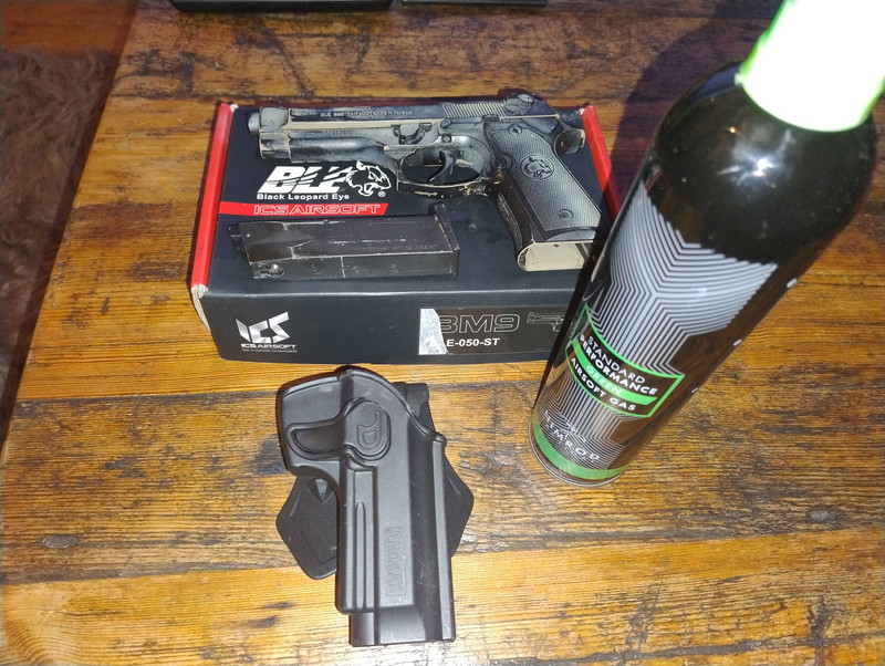 Image 1 pour ICS BLE-M9 Gas Blowback Pistol Black