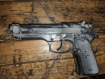 Image 2 pour ICS BLE-M9 Gas Blowback Pistol Black