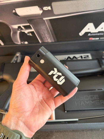 Bild 2 für Tokyo Marui AA12 met Drummag en tracer unit