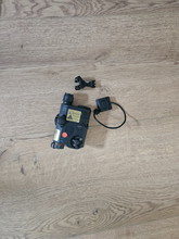 Afbeelding van Element PEQ light/laser with button and front sight