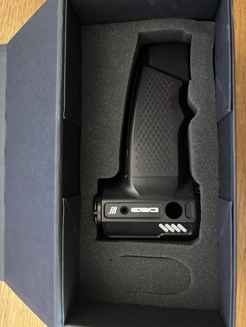 Image 1 for Monk Customs ESG Grip (MTW / Heretic Labs) - Cat5 - NIEUW IN DE DOOS