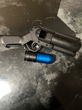 Image 2 for Cyma 40mm Pistol Grenade Launcher M052 met 1x 40mm gas grenade