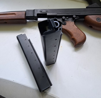 Image 3 pour Snow Wolf Tommy Gun