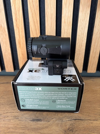 Bild 3 für Vortex Micro 3x magnifier