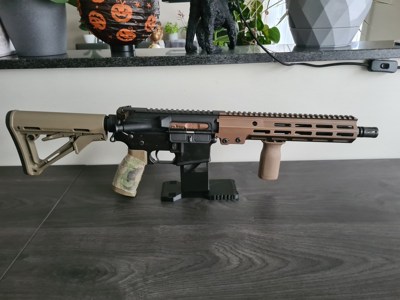 Afbeelding 1 van Mooie Tokio Marui MWS omgebouwd naar urgi1