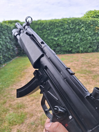 Image 3 pour Classic Army CA5A3 with flashlight (MP5A3)