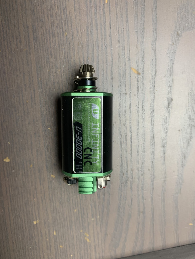 Bild 1 für gloednieuwe Ultimate INFINITY CNC U-30000 High Torque (Short) motor
