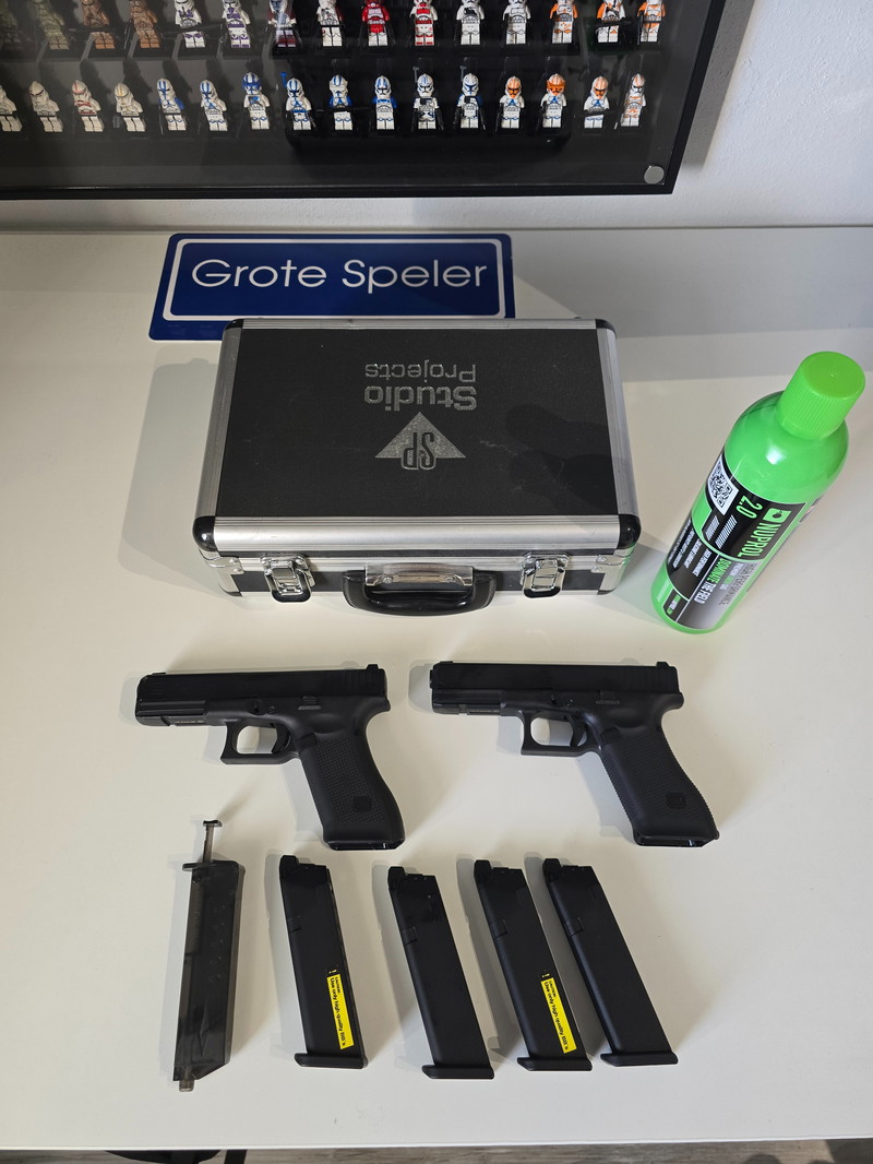 Afbeelding 1 van Glock 17 Gen5 Umarex met accessoires