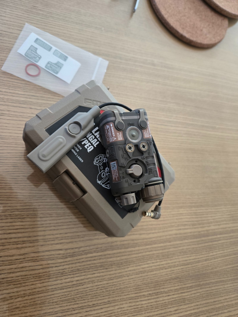 Afbeelding 1 van FMA LAB Ngal LA-23 Legendary version red laser