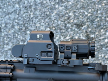 Image 2 for EXPS3 Holo + Magnifier (evolution gear)