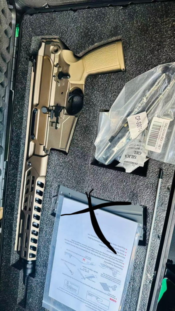 Afbeelding 4 van Salvo Precision MCX Spear 10.5 LTCSAW GBBR & Case V2 Gold Coated
