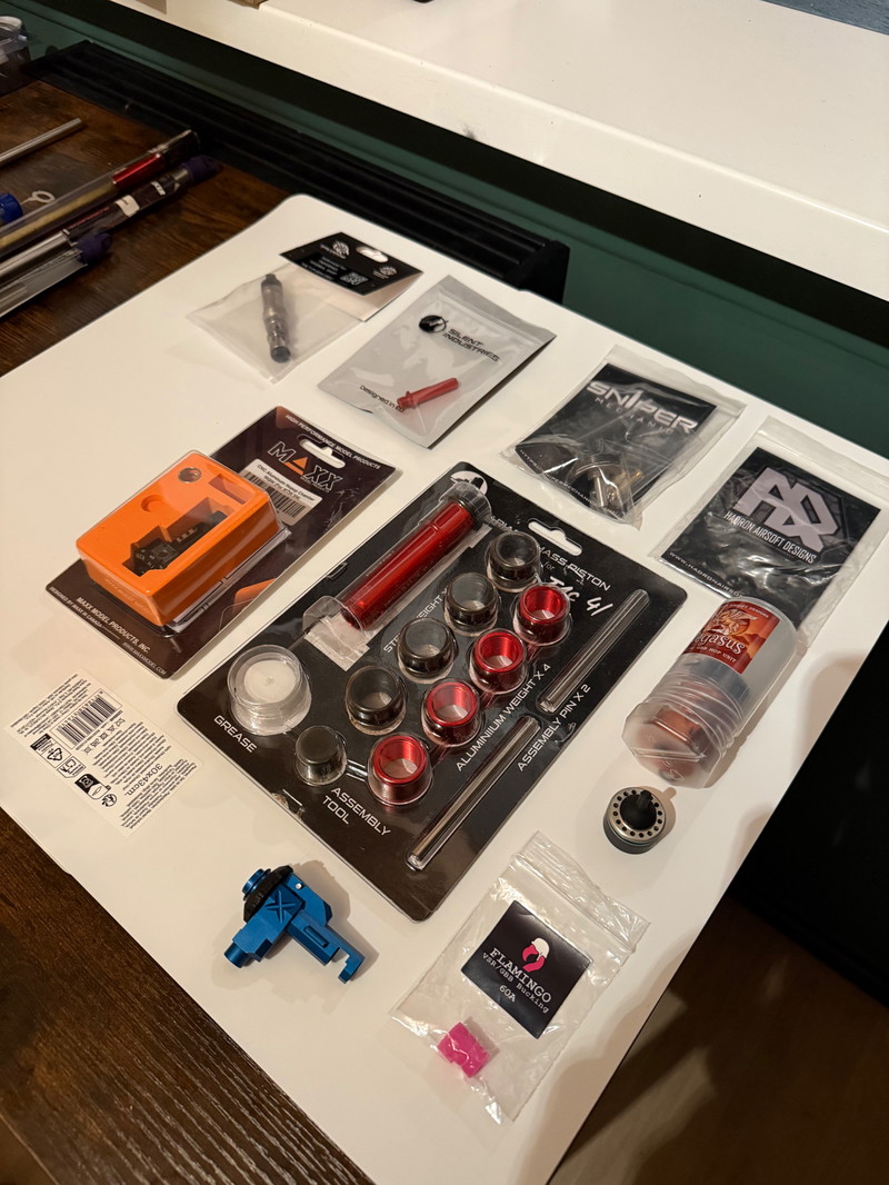 Imagen 1 de UITVERKOOP ( Stalker , Silverback , Wolverine , hadron etc )