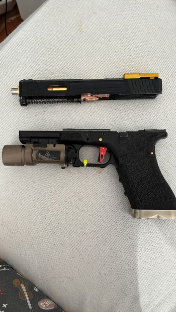 Image 3 pour Custom AW GLOCK 17