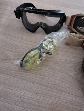 Bild 9 für Masque facial et lunettes protection