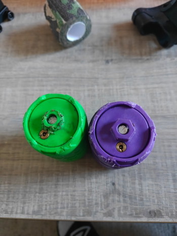 Image 2 for E-RAZ grenades