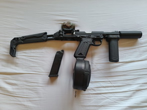 Image pour Geüpgrade AAP01 Carbine met HPA drum mag