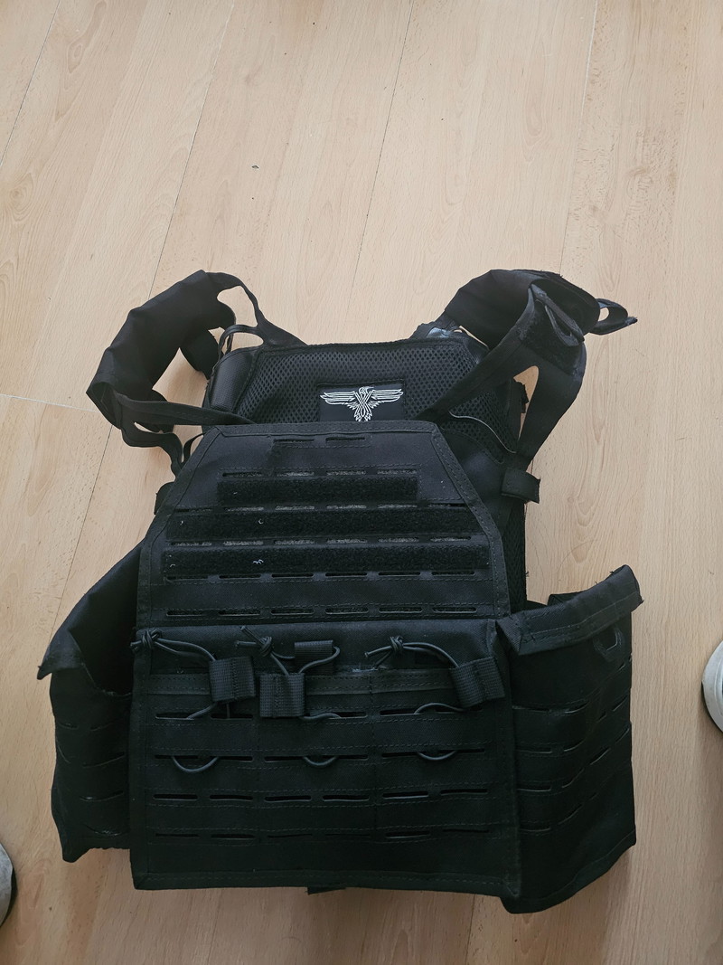 Image 1 for InvaderGear Reaper Plate Carrier