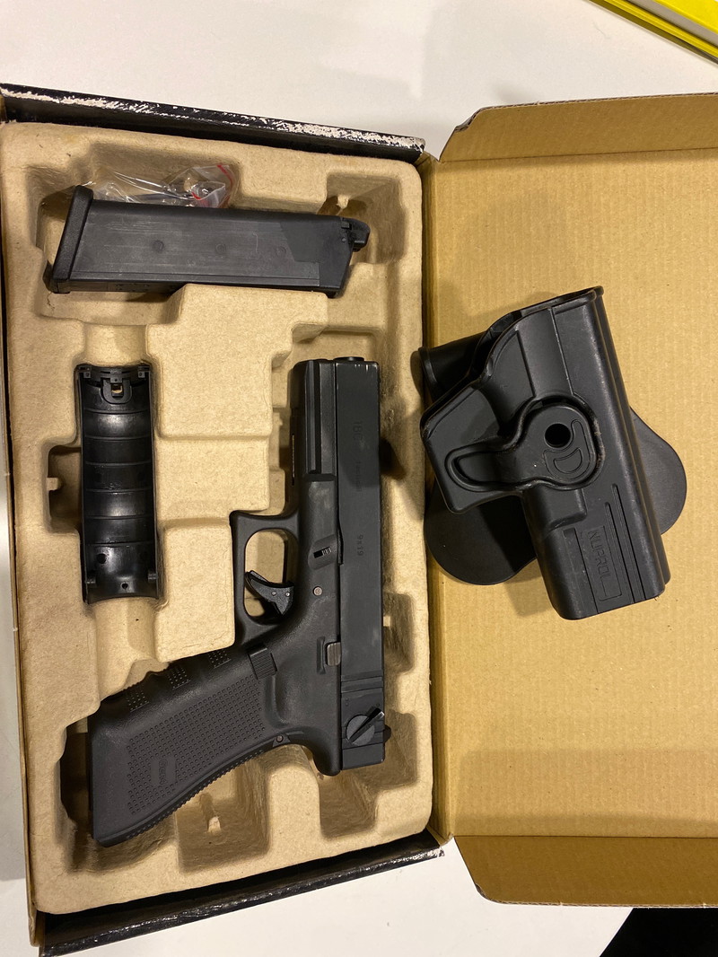 Image 1 for GLOCK 18