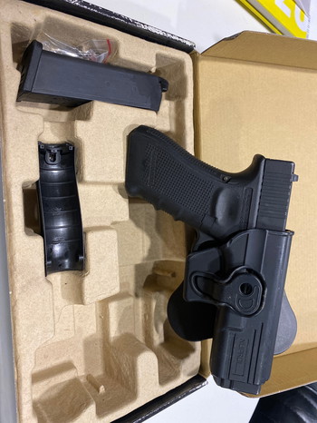 Image 2 for GLOCK 18