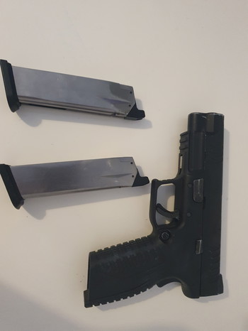 Image 2 for Glock 18+mags used but works fine