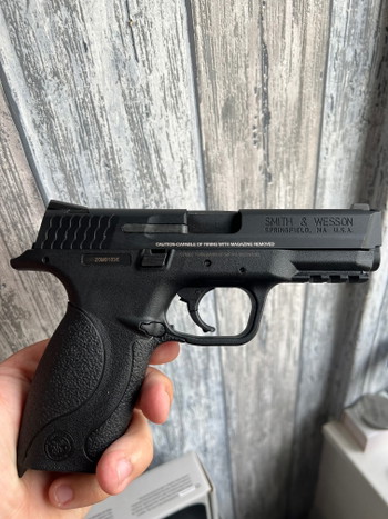 Bild 2 für Zgan! Smith & Wesson M&P9 Metal Version GBB + Umarex Holster zwart