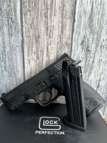 Bild 5 für Zgan! Smith & Wesson M&P9 Metal Version GBB + Umarex Holster zwart