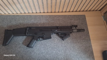 Bild 3 für Verkaufe Begadi MK16 Sport SCAR-L Upgrade S-AEG. Verbaut ist eine FNS Hop-Up Unit mit einem FX5-Setup
