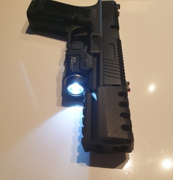Image 3 for SSE 18 V2  met john Wick demper and light