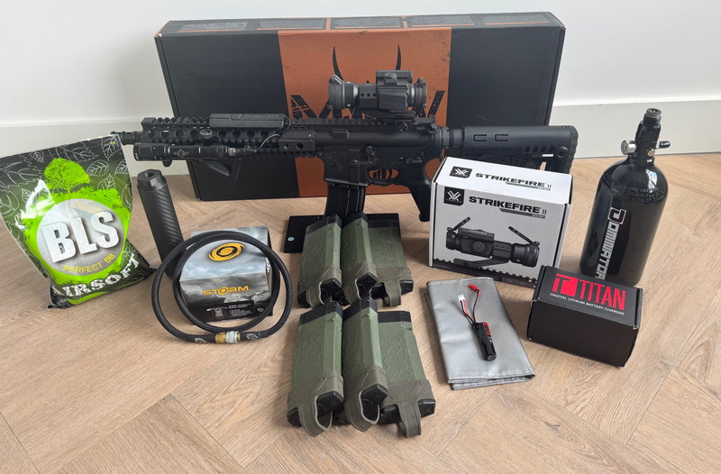 Image 1 pour MTW FORGED 10.3 nagenoeg hagelnieuw