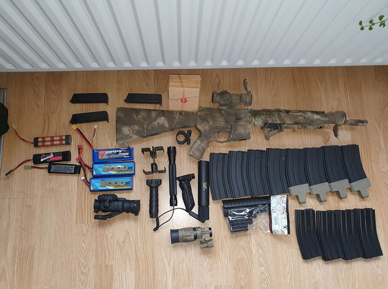Image 1 for AEG M15A4 SPC + VOLLEDIGE STARTER KIT ( HELM, VEST, WAPEN, MAGS, LIPO'S, OPLADER LIPO'S,  ALLE UPGRADES DAT OOIT ZIJN VERANDERD)