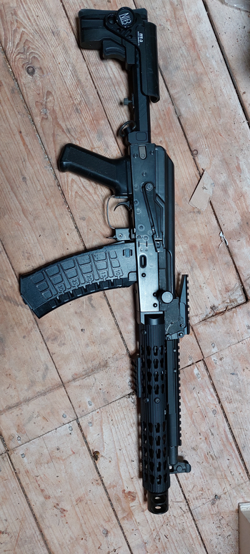 Image 3 pour E&L based ak custom