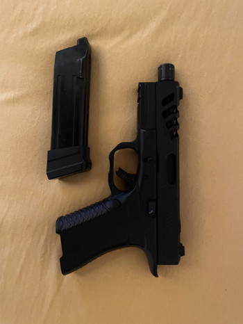 Image 5 for F1 Firearms BSF19 Black EMG