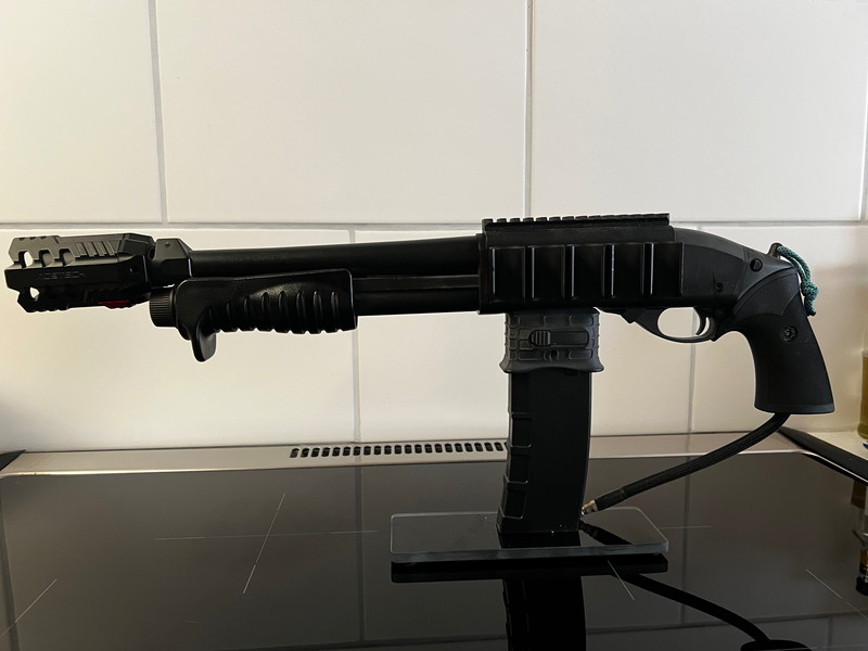 Afbeelding 1 van M870 Breacher Marui HPA