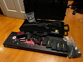 Afbeelding van G&G CM16 Wild Hog 9 inch M4 + M9 + Nuprol Koffer + Accessoires - Zeer Complete Airsoft Set