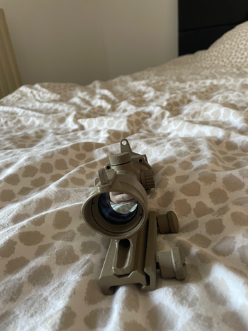 Afbeelding 2 van ACOG sight met reddot