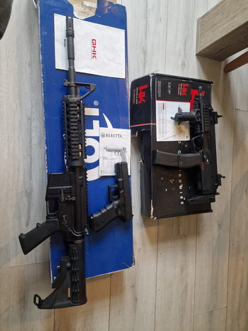 Imagen 6 de m4 ris 14.5 gbb cybergun/colt C02 +H&K mp7 v2 gen2 gbb/ green gas + clock 17 gen 4 gbb/ co2+ toebehoren.